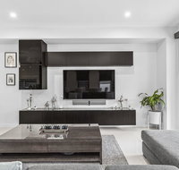 BOUTIQUE STAYS - Edinburgh Place - Australian Directory