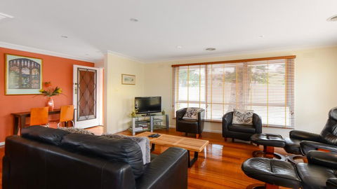BOUTIQUE STAYS - Sandy Haven A - Australian Directory 3