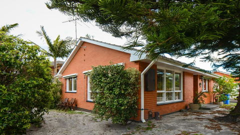 BOUTIQUE STAYS - Sandy Haven A - Australian Directory 1