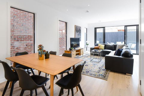 Boutique Stays-Murrumbeena Place 1 - Australian Directory 1