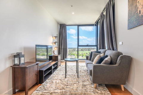 Box Hill 1 Bedroom Apartment With Ultimate View - Australian Directory 0