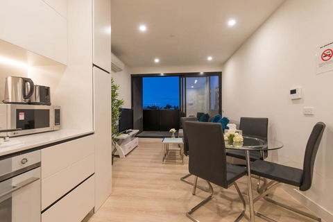 Box Hill Central 1 Bedroom Delight@Elland Avenue - Australian Directory 0
