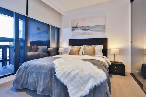 Box Hill Central Sky One Apartment - Australian Directory 1