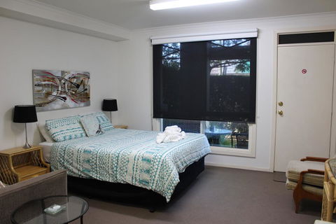 Box Hill Studio Apartment 2 - Australian Directory 3