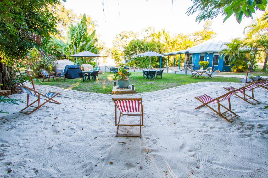Boyne Island QLD Australian Directory