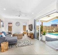 Brand New PRIZE HOME 50m path to beach - Australian Directory