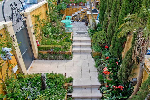 Breathtaking Views In Spacious Balmain House - Australian Directory 1