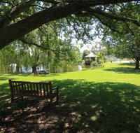 Briars Country Lodge - Australian Directory