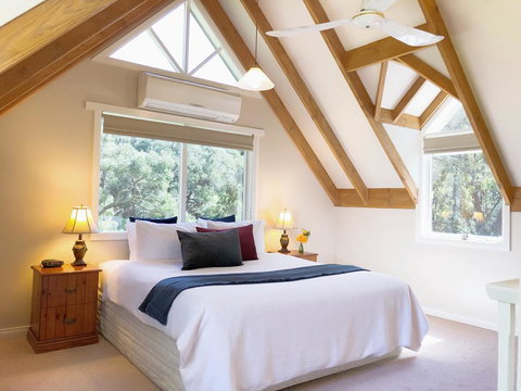 Brigadoon Cottages - Australian Directory 1