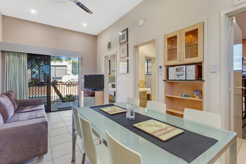 Brisbane Holiday Village - Australian Directory 3