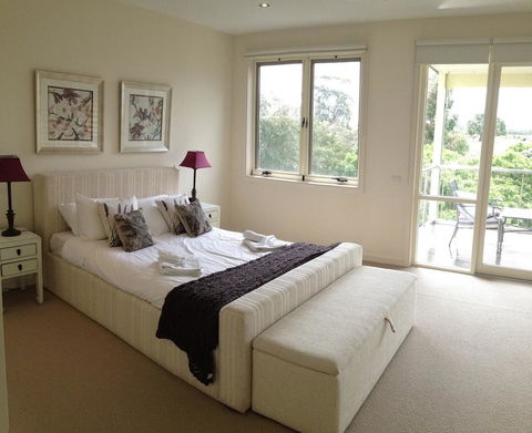 Broadbeach Inverloch Resort - Australian Directory 3