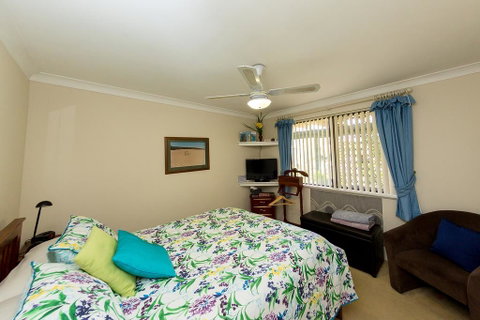 Broadwater Bed And Breakfast - Australian Directory 1