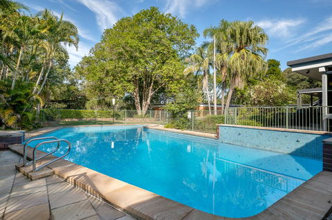 Brookfield Retreat - Large Holiday Home / Group Accommodation - Australian Directory 1