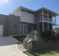 Broughton Views - Australian Directory