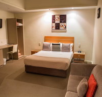 Burkes Hotel Motel - Australian Directory
