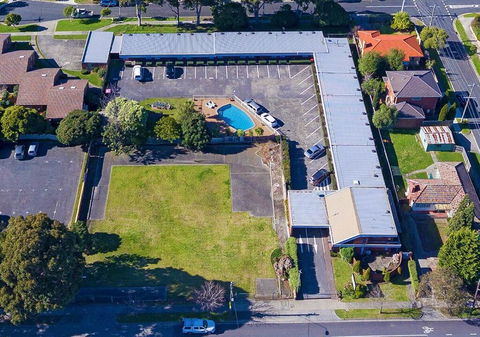 Burwood East Motel - Australian Directory 3