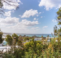 Bush Hideaway by the beach - Australian Directory