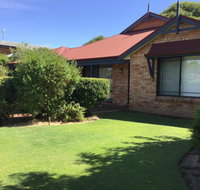 Bussell Retreat - Australian Directory