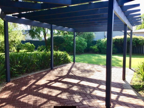 Bussell Retreat - Australian Directory 1