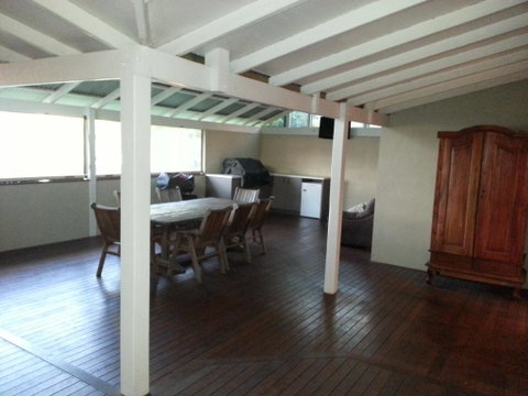 Busselton Beachside - Australian Directory 1