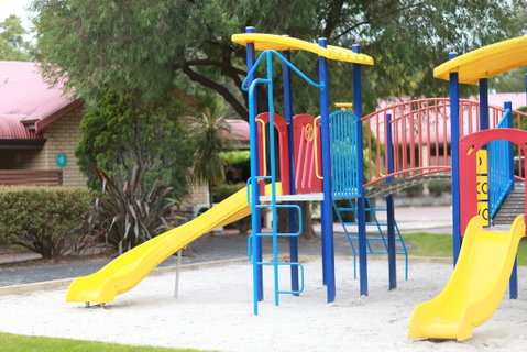 Busselton Villas And Caravan Park - Australian Directory 3
