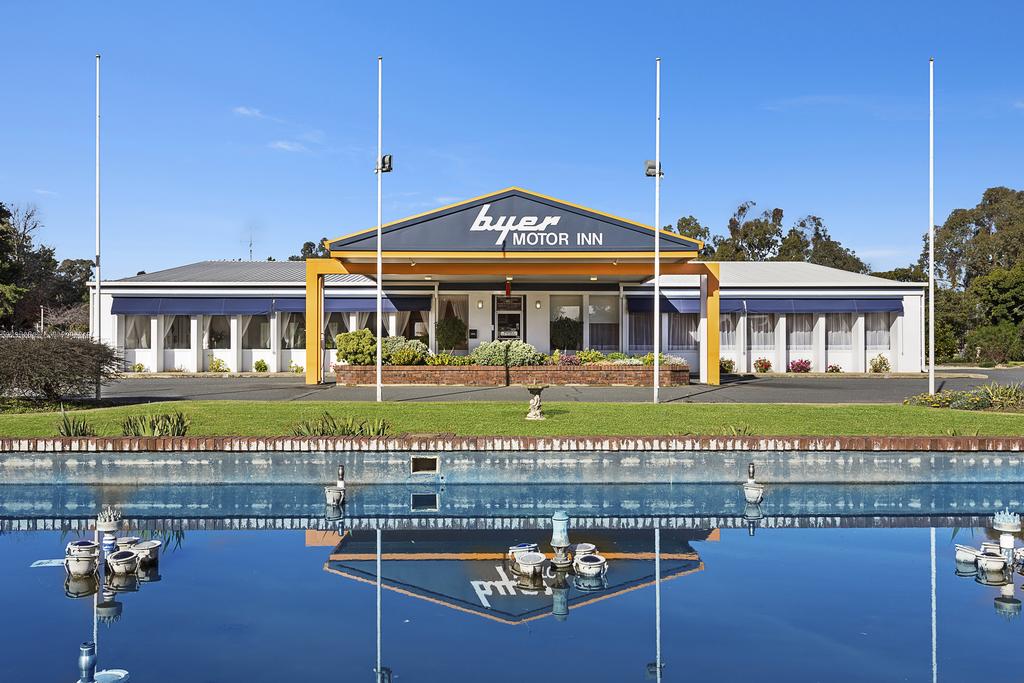 Holbrook NSW Australian Directory