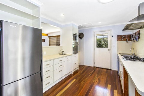 CABARITA BEACH BLISS - HOLIDAY HOME ON THE LAKE - Australian Directory 1
