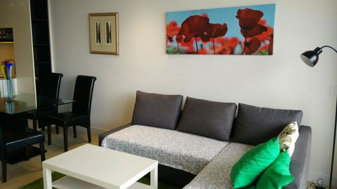 Camberwell Vacation Apartment - Australian Directory 0
