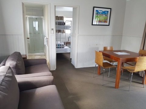 Canberra Carotel Motel - Australian Directory 3