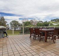 Castaways' 36 Cromarty Road - Beachfront house - Australian Directory