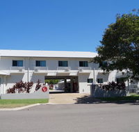 Castle Crest Motel - Australian Directory