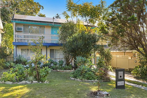 Central Coast Escape - Australian Directory 2