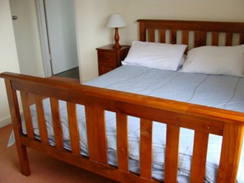 Central Park Apartment - Australian Directory 1