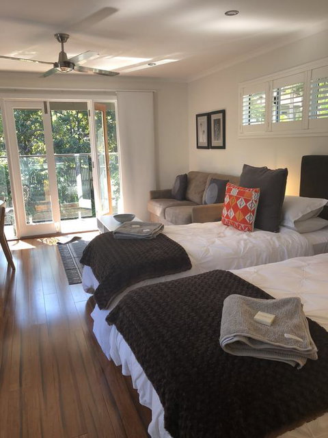 Chapel Woods Bed And Breakfast - Australian Directory 1