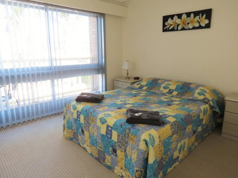Chapman Court - Australian Directory 3