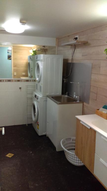 Charlton Apartments - Australian Directory 3
