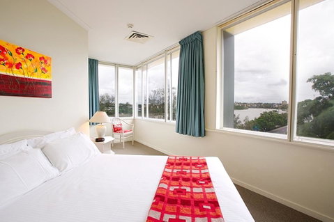 Chasely Apartment Hotel - Australian Directory 1