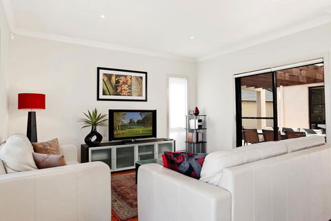 Chateau Shiraz - Australian Directory 2
