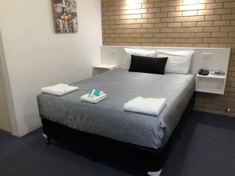 Chermside Motor Inn - Australian Directory 3