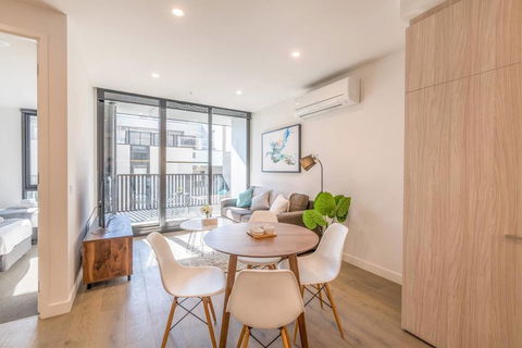 Chloe Serviced Apartment 2 Bedroom - Australian Directory 2