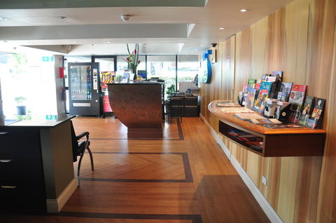 City Park Hotel - Australian Directory 2