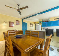 Clifton Beach House - Australian Directory