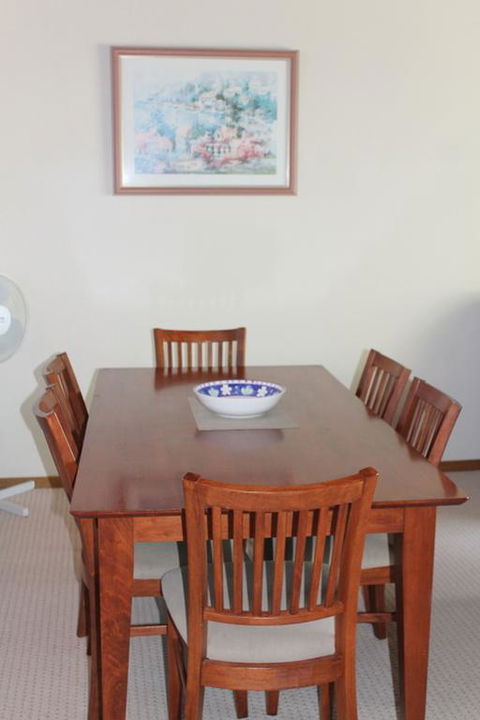 Coastal Retreat Unit 5 - Australian Directory 3