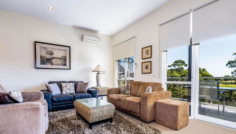 COASTAL SOUL VILLA @ BROADBEACH - Australian Directory 3