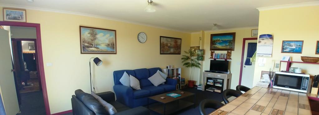 Cobrico VIC Australian Directory