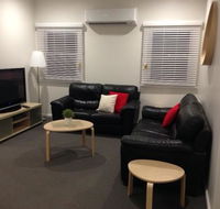 Colonial Lodge Motor Inn - Australian Directory