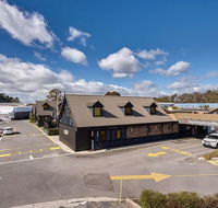 Comfort Hotel Olde Tudor - Australian Directory