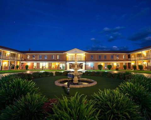 Comfort Inn & Suites King Avenue - Australian Directory 0