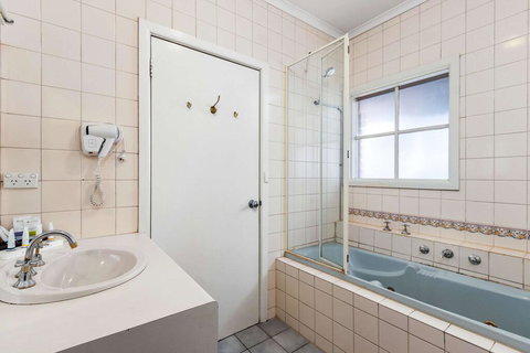 Comfort Inn Greensborough - Australian Directory 1