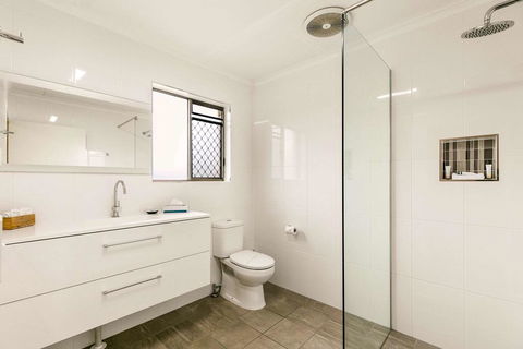 Comfort Inn On Main Hervey Bay - Australian Directory 2
